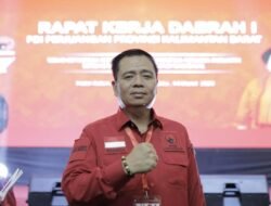 Siap Maju Pilgub Kalbar, Lasarus Daftar ke Partai Demokrat